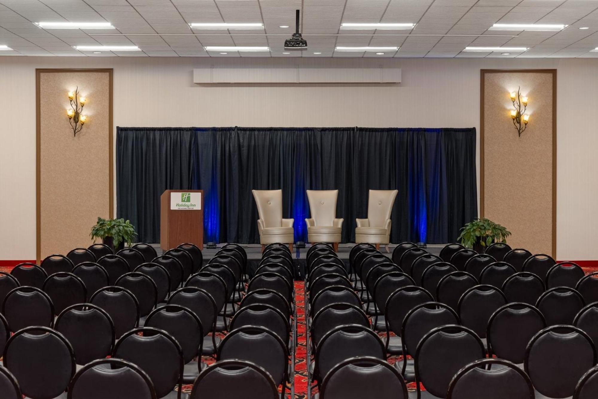 Holiday Inn Des Moines-Airport Conf Center By Ihg Exteriér fotografie