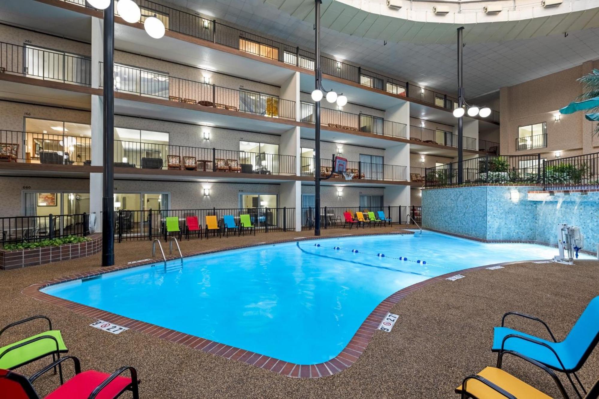 Holiday Inn Des Moines-Airport Conf Center By Ihg Exteriér fotografie