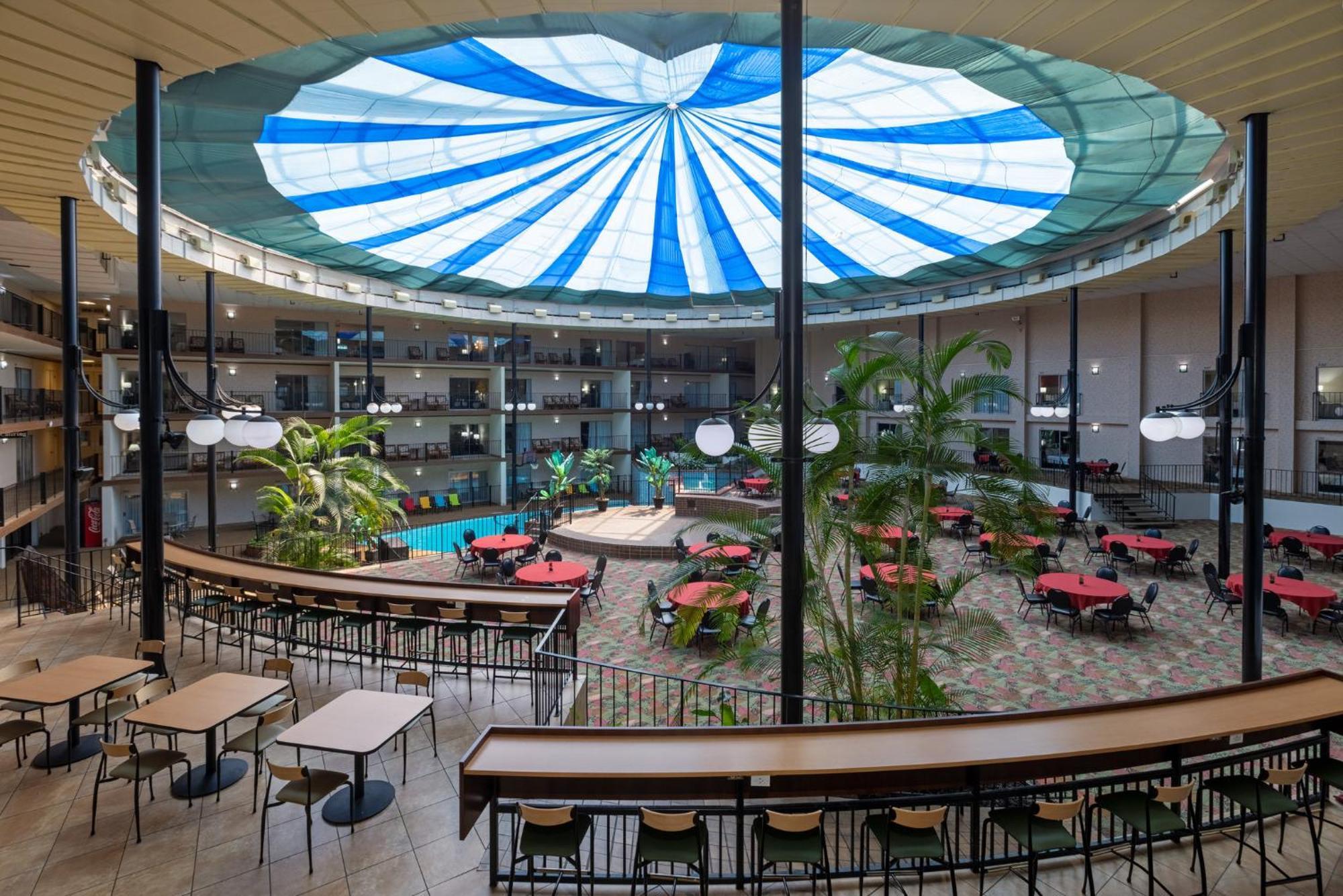 Holiday Inn Des Moines-Airport Conf Center By Ihg Exteriér fotografie